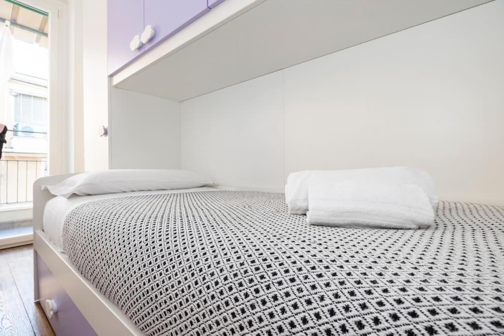 Stylish Apartment Rome Air Conditionig Wifi Tv 50 Metro 4 Minutes Away Esterno foto